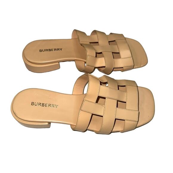 Burberry Lyna Caged Leather Block Sandal 38 - Picture 1 of 9